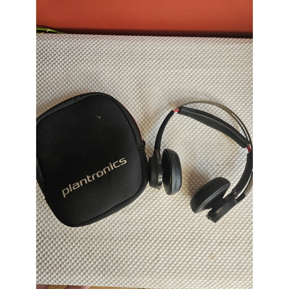 Plantronics Voyager Focus UC Active Noise Canceling On-Ear Headset (Set And Case